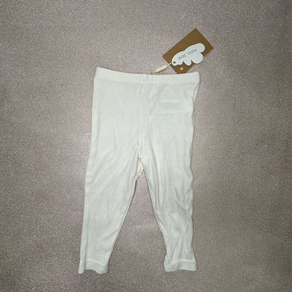 Angel Deal Ribbed white leggings size 3-6 months